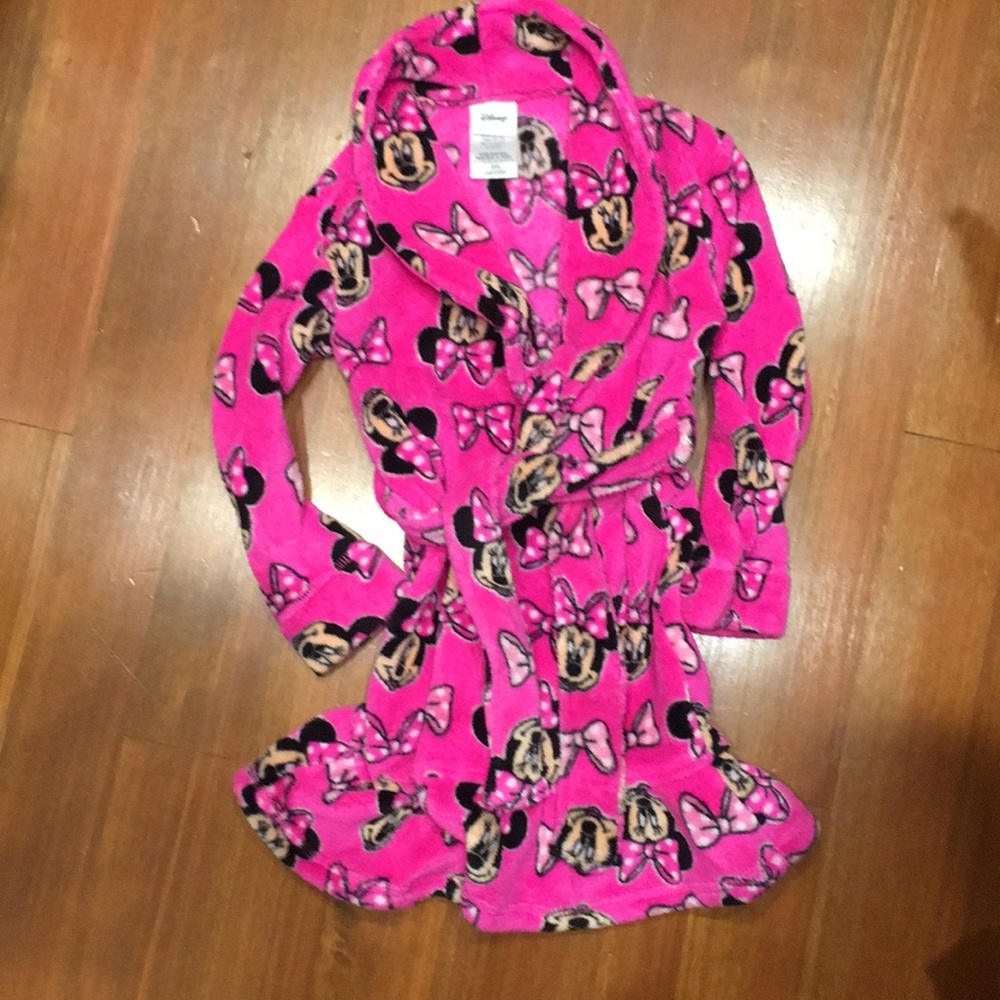 DONATED Disney Minnie bath robe